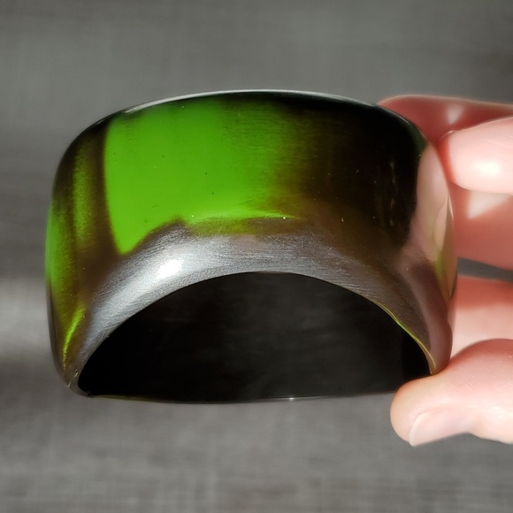 Organic Cuff Bracelet - Picture 7 of 8